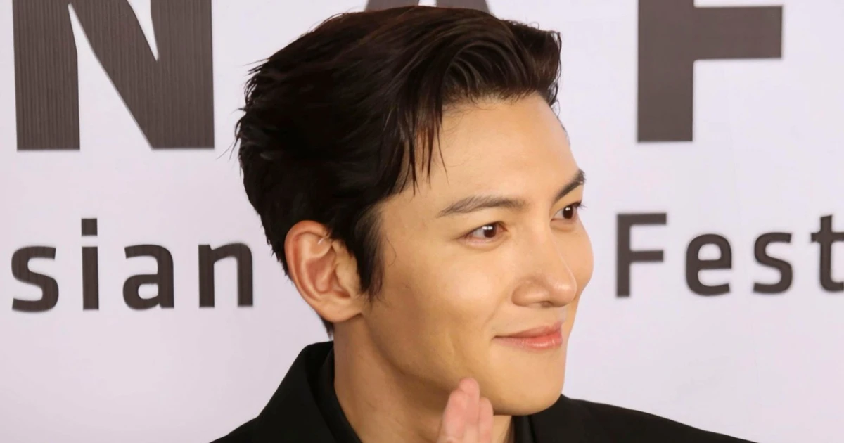 Ji Chang Wook hạnh phúc khi tới Đà Nẵng