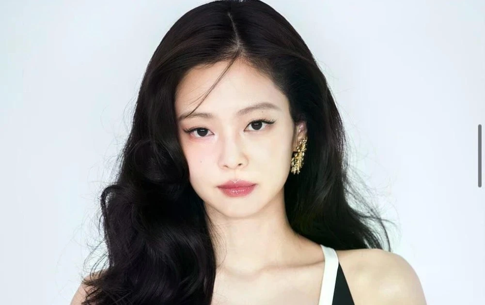 Diện mạo Jennie (BlackPink) gây sốt