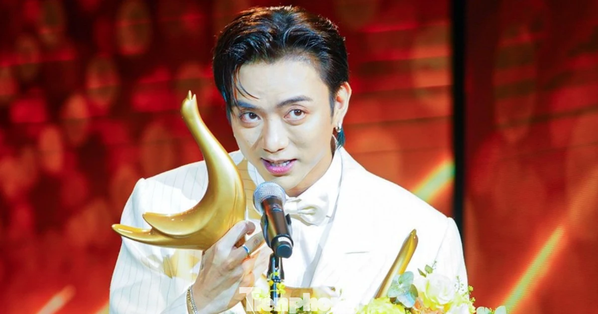 Soobin làm nên kỷ lục, Hương Tràm gây bất ngờ