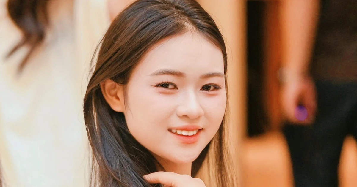 Biết 6 ngoại ngữ, thí sinh Hoa hậu Việt Nam vẫn tiếc nuối một điều