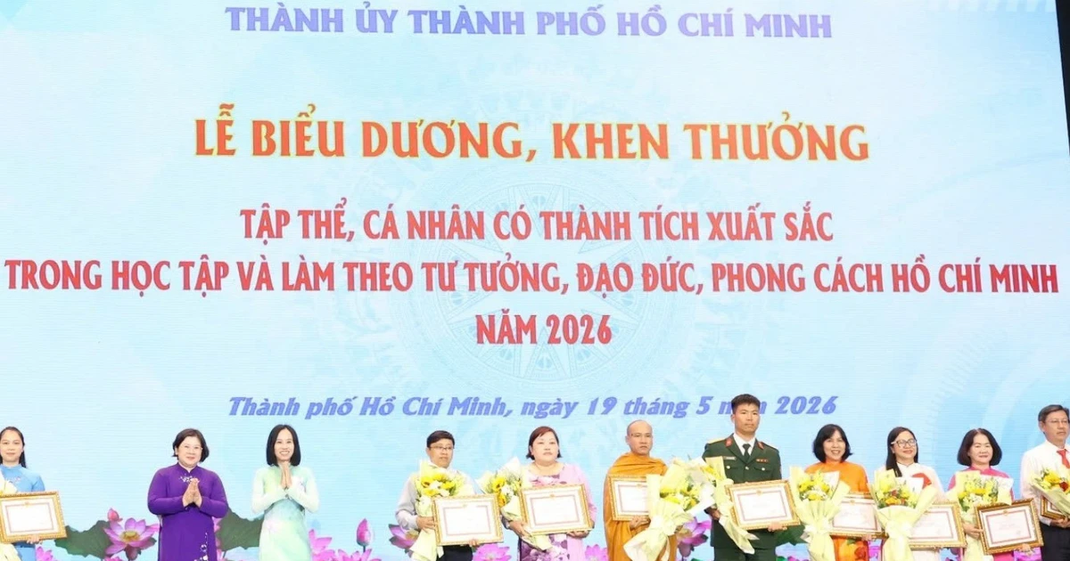 Biểu dương, khen thưởng 358 điển hình học tập, làm theo đạo đức, phong cách Hồ Chí Minh