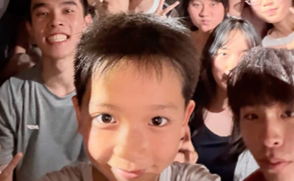 Mẹ đơn thân bị bỏng nặng, con trai làm điều khiến nhiều người xúc động