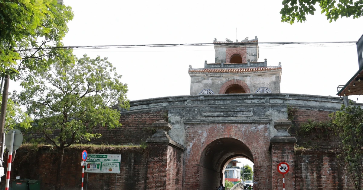 Xác minh thông tin khu vực mộ tập thể 15 liệt sĩ tại khu vực Kinh thành Huế