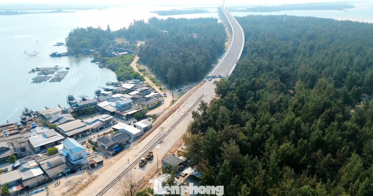 Nhiều lần lỡ hẹn, bao giờ cầu vượt cửa biển 2.400 tỷ đồng tại Huế về đích?