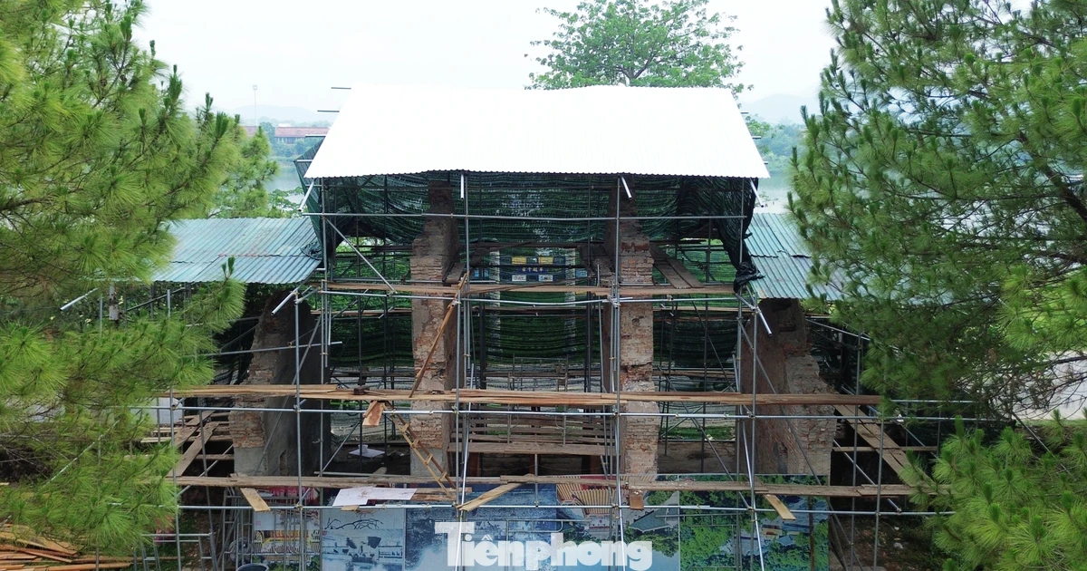 Bên trong di tích Văn Miếu 200 năm tuổi vừa hạ giải đại trùng tu