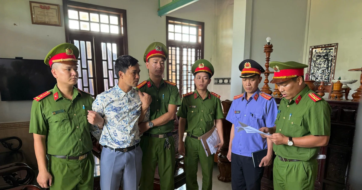 Chủ tiệm cây cảnh ở Huế vừa bị khởi tố lộ thêm hành vi đánh chửi mẹ ruột