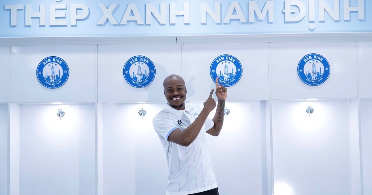 Thép Xanh Nam Định chiêu mộ ngôi sao khủng từng thi đấu ở Ngoại hạng Anh