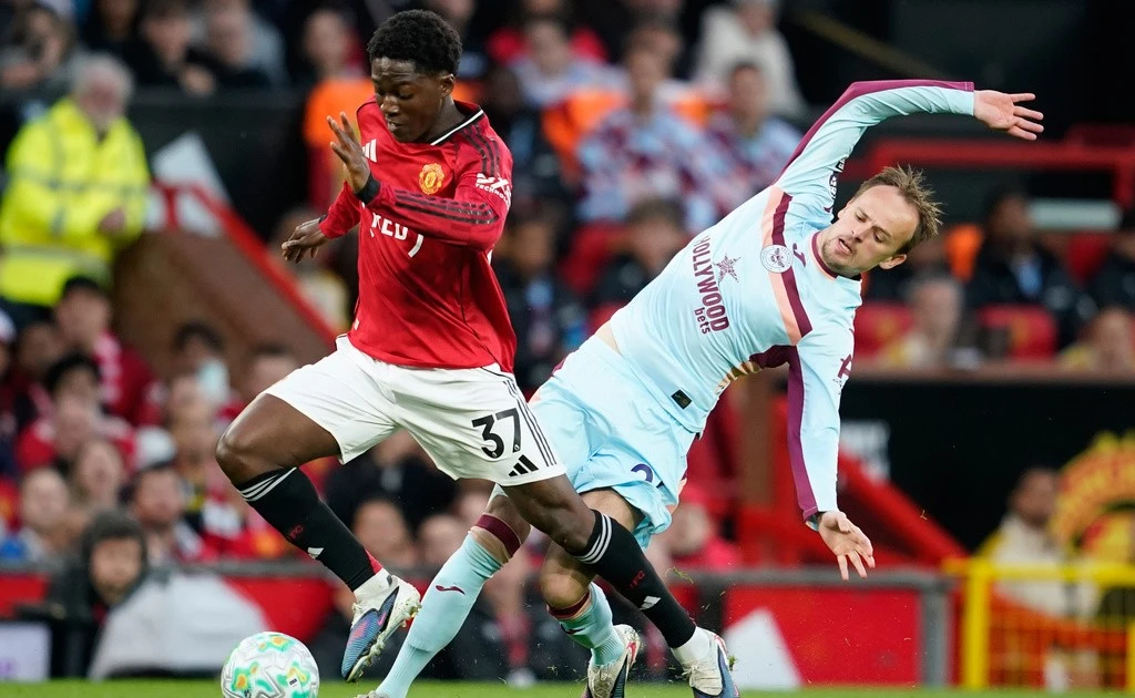 Mainoo chốt tương lai ở MU