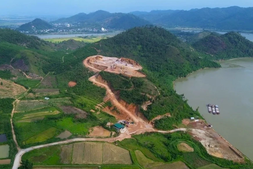 11 mỏ khoáng sản ở Nghệ An được khai thác không đấu giá
