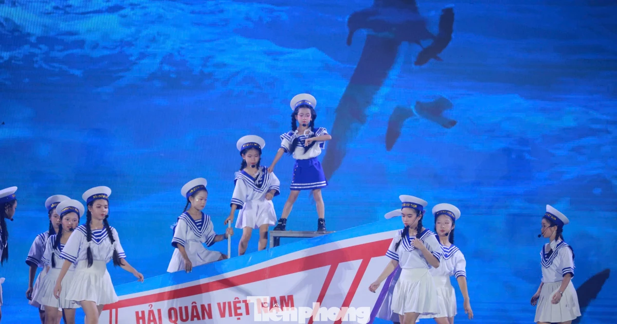 Biển Việt Nam - Hành trình không gian xanh