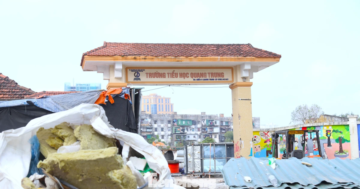 Phá trường cũ, trường mới còn trên giấy, cô trò chật vật đi 'ở trọ'