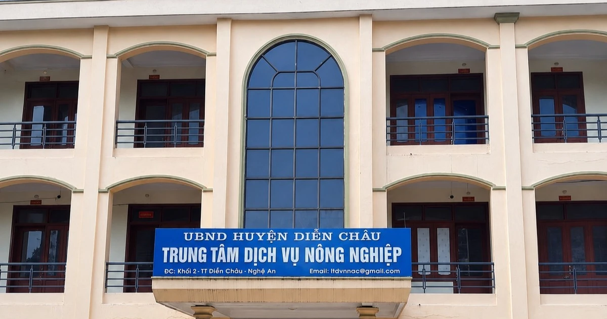 Nghệ An bàn giao hơn 110 tỷ đồng tài sản công dôi dư cho xã, phường