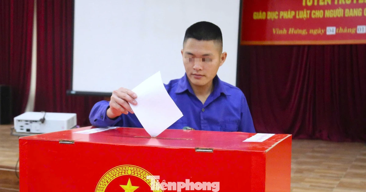 ‘Lá phiếu giúp tôi thấy mình vẫn là một phần của xã hội’