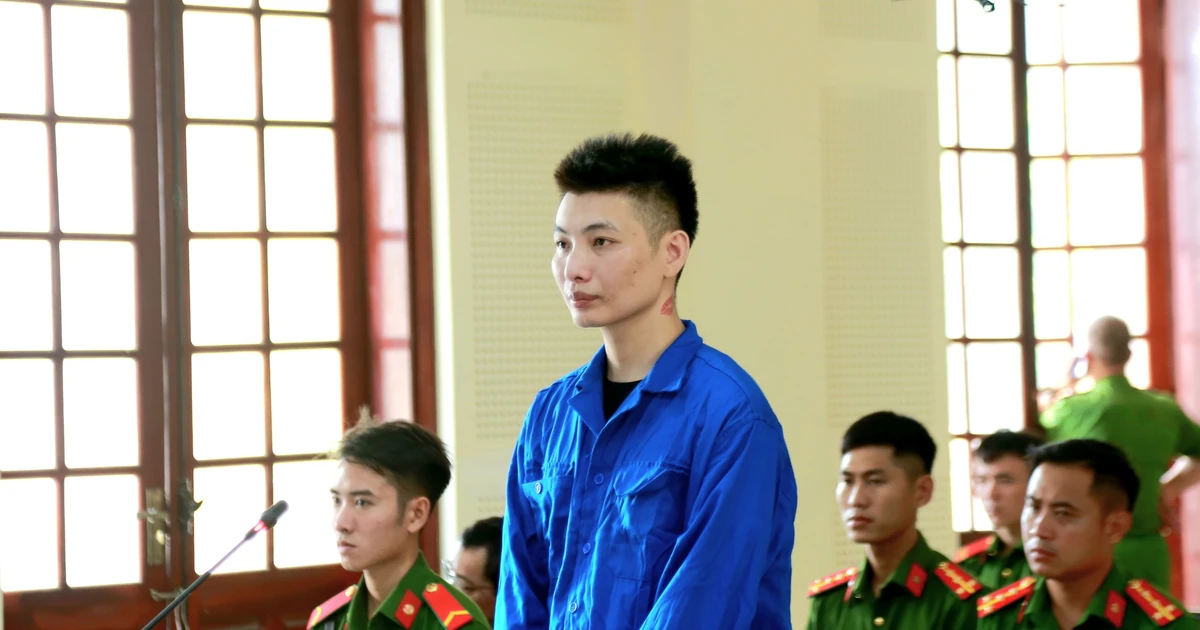 Cho rằng vợ bị nhân viên y tế 'bỏ bê', người đàn ông cầm dao tấn công 5 người tại bệnh viện