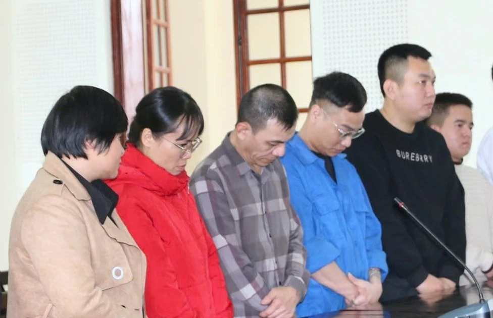 Bóc trần đường dây ‘tẩy trắng’ tiền lừa đảo từ Campuchia