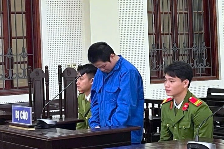 Mâu thuẫn chuyện bán đất, cháu ruột đâm cậu tử vong