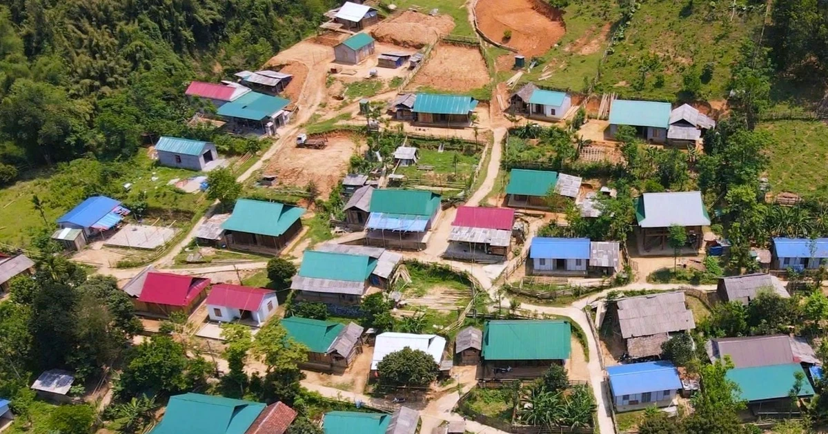 Giao đất giúp người dân an cư lạc nghiệp