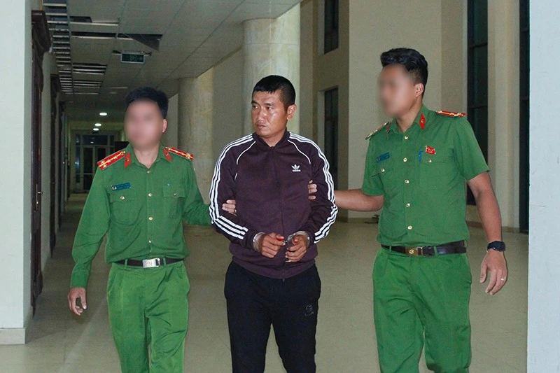 Bắt ‘mắt xích’ quan trọng trong đường dây vận chuyển heroin từ nước ngoài về Việt Nam