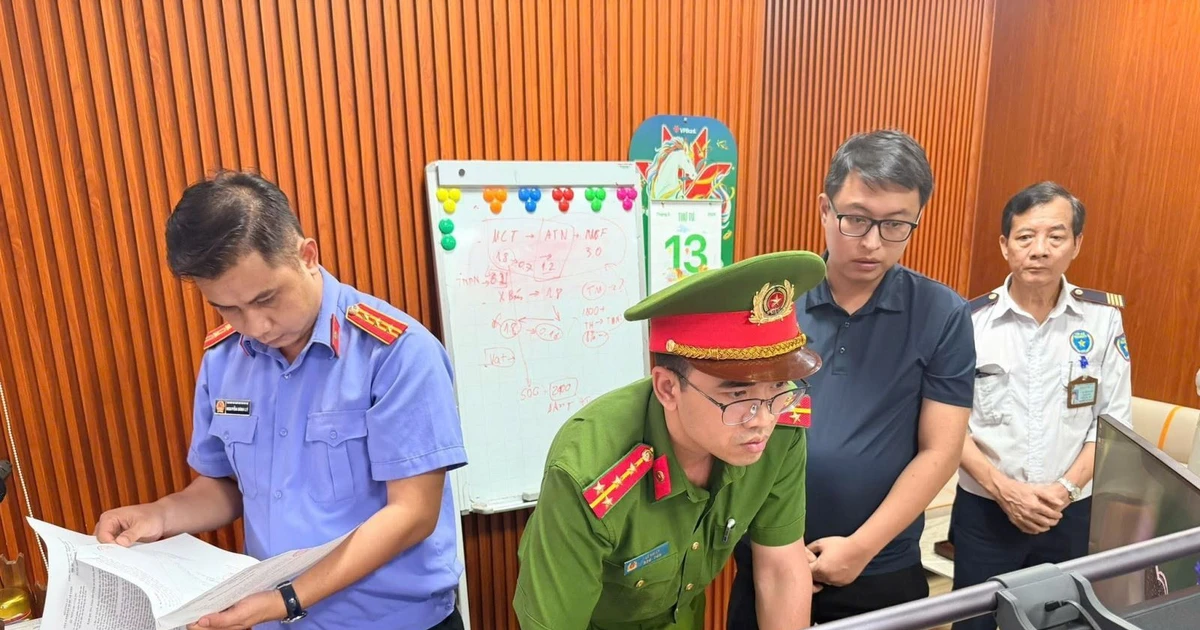 Khởi tố vụ mua bán, sử dụng phần mềm máy tính ‘chùa’ quy mô lớn