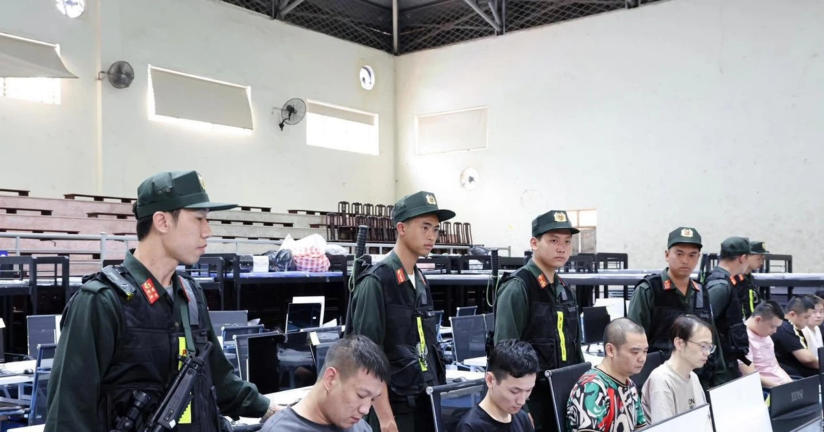 Bóc gỡ từ ổ nhóm lừa đảo công nghệ cao xuyên quốc gia
