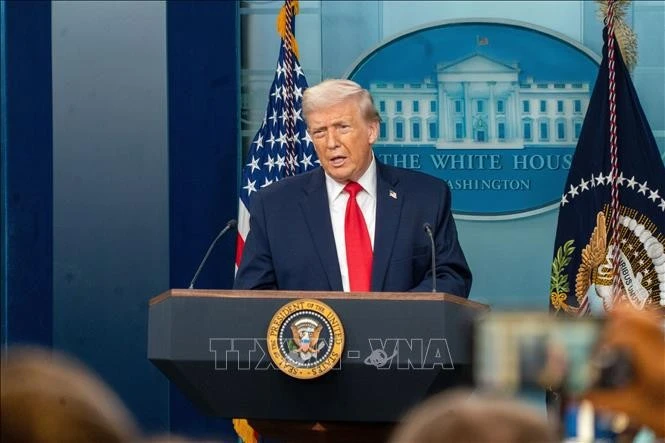 Tổng thống Trump thông báo Mỹ sẽ mở kho tài liệu về người ngoài hành tinh và UFO