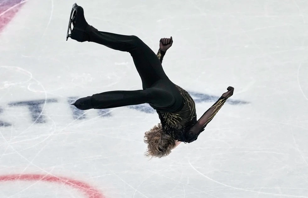 'Thánh nhảy 4 vòng' tái hiện động tác bị cấm gần nửa thế kỷ tại Olympic mùa Đông 2026