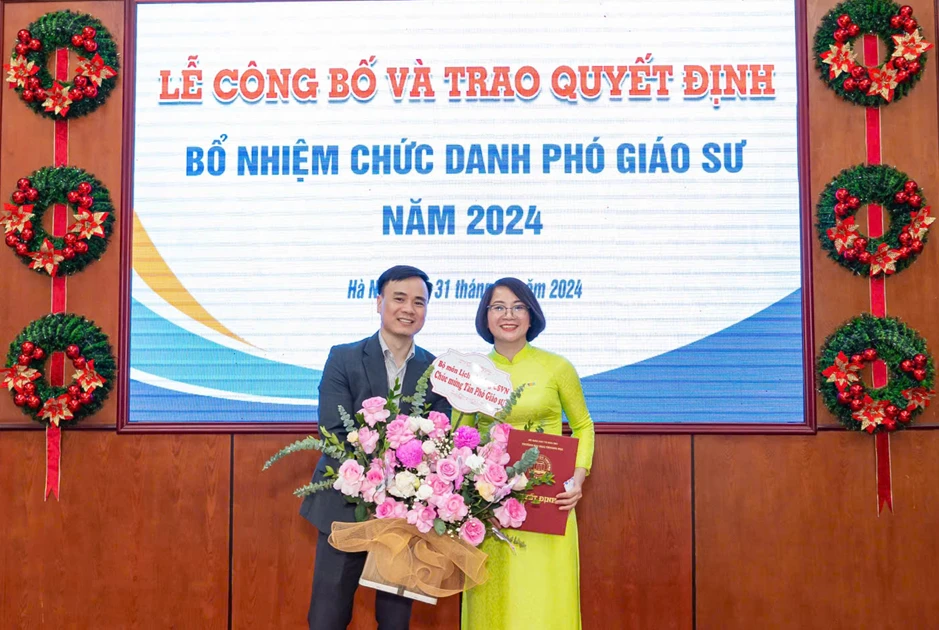 Giao quyền xét, bổ nhiệm GS, PGS: Cần lộ trình và chuẩn bị kĩ lưỡng