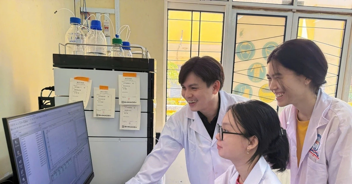 Tiến sĩ trẻ tạo ra vật liệu nano điều trị ung thư