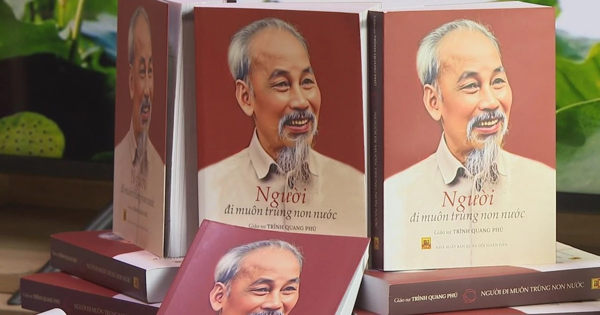 GS Trình Quang Phú và cuốn sách chào mừng Đại hội Đảng