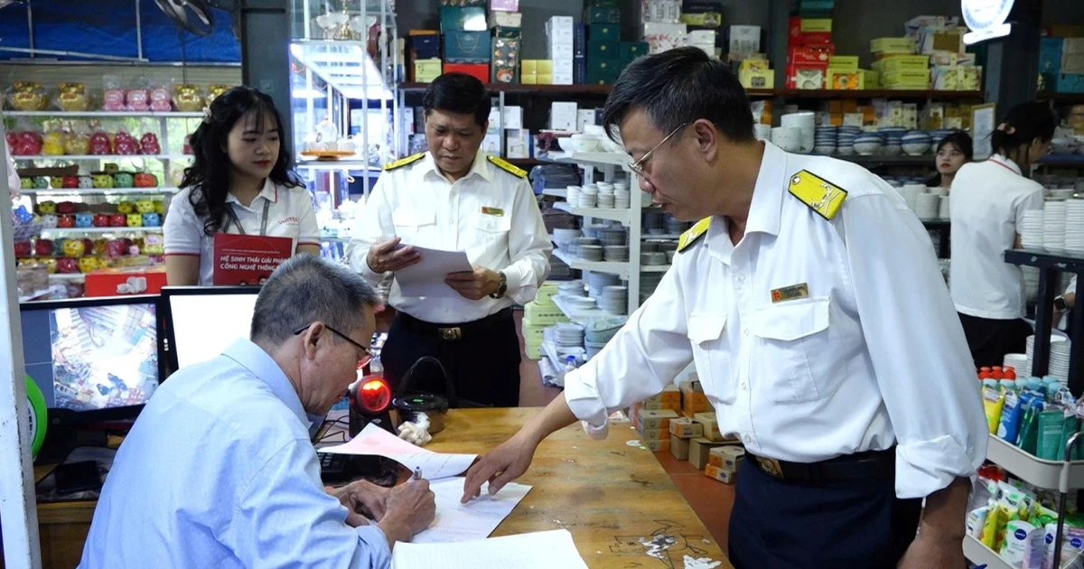 Gánh họa từ 'doanh nghiệp ma'