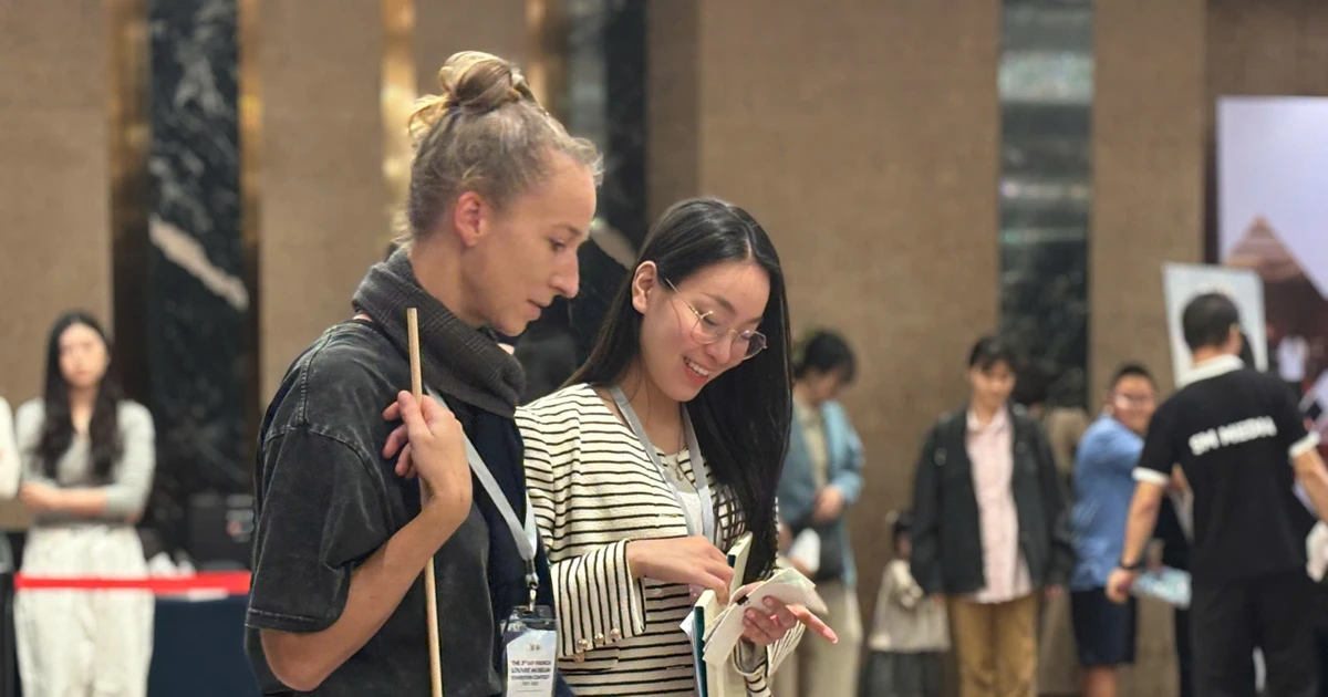 Ngắm sắc màu tài năng Việt trước hành trình tới Louvre