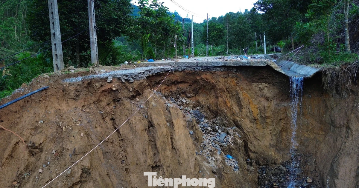 Hàng trăm điểm sạt lở ở Quảng Ngãi do mưa lũ, thiệt hại 120 tỷ đồng