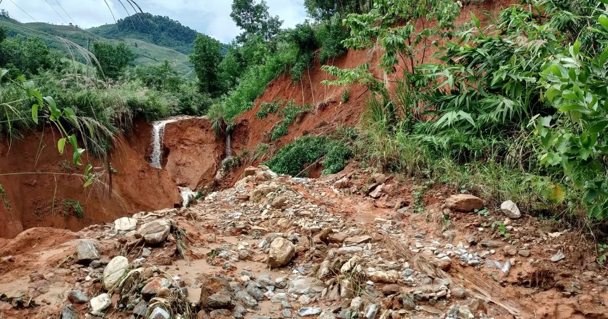 Sạt lở bủa vây hạ tầng giao thông Quảng Ngãi