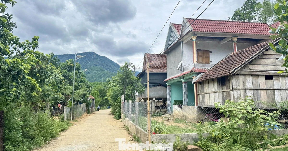 Hơn 10 năm vào khu tái định cư tránh sạt lở, 36 hộ dân vẫn mòn mỏi chờ sổ đỏ