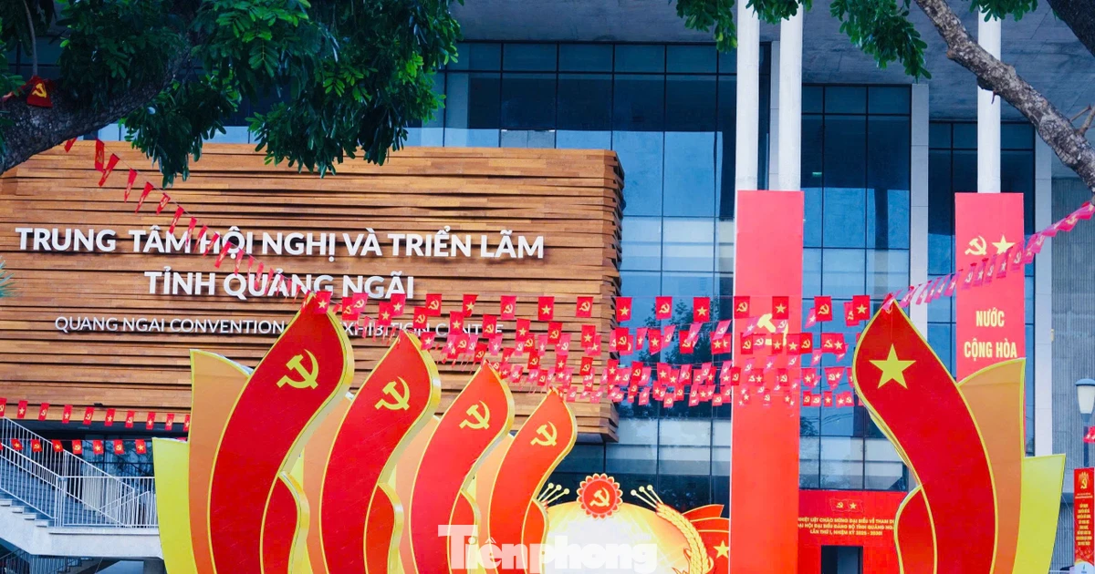 Không khí rộn ràng tại địa phương tổ chức Đại hội đại biểu Đảng bộ tỉnh đầu tiên của cả nước