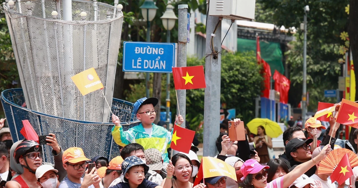 Lý do TPHCM tặng mỗi hộ nghèo 1 triệu