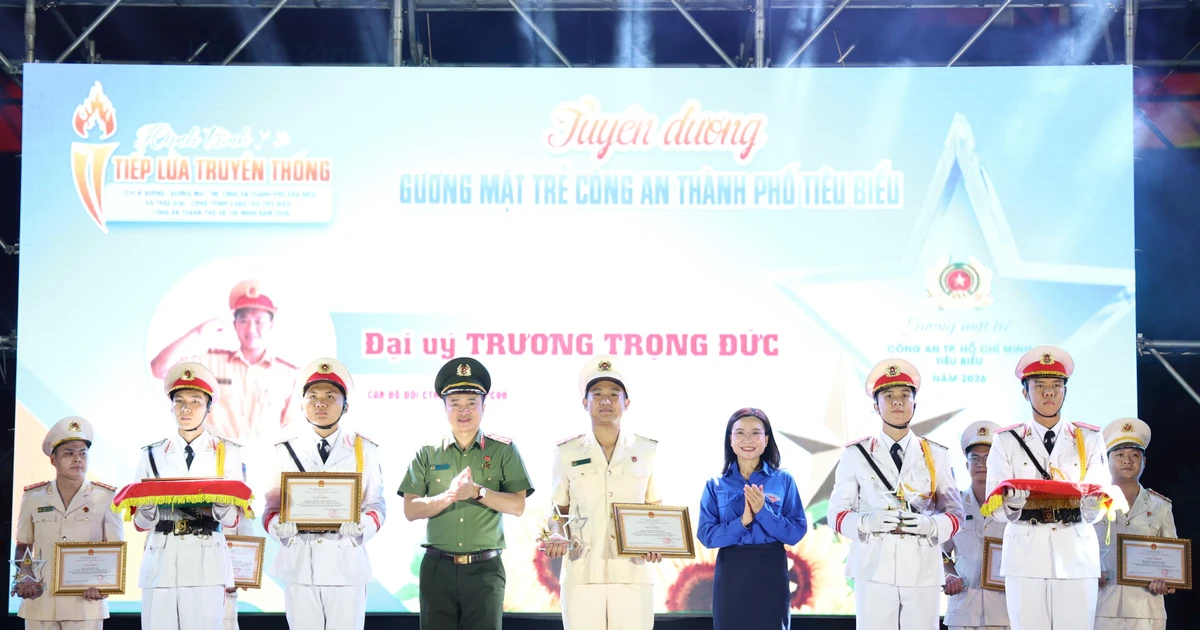 Tuyên dương 30 Gương mặt trẻ tiêu biểu Công an TPHCM