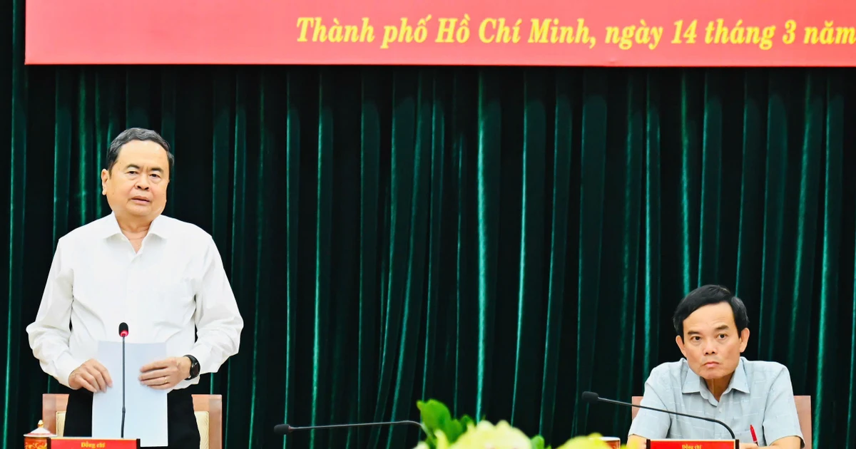 Công bố quyết định kiểm tra, giám sát của Bộ Chính trị, Ban Bí thư đối với Ban Thường vụ Thành ủy TPHCM