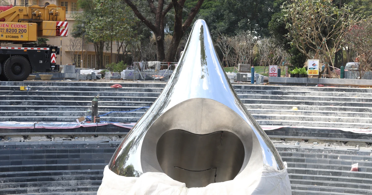 Nhìn gần biểu trưng 'giọt nước' tưởng niệm nạn nhân COVID-19