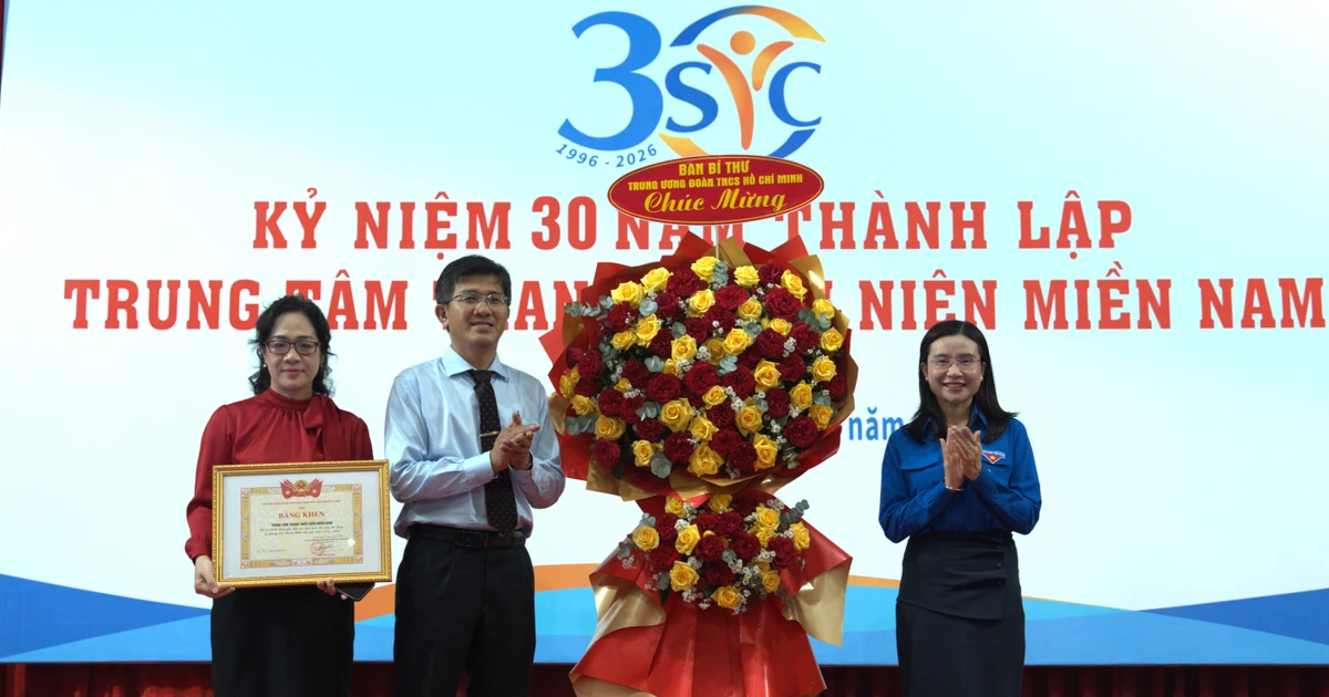 Bí thư T.Ư Đoàn Nguyễn Phạm Duy Trang chúc mừng Trung tâm Thanh thiếu niên miền Nam 30 tuổi