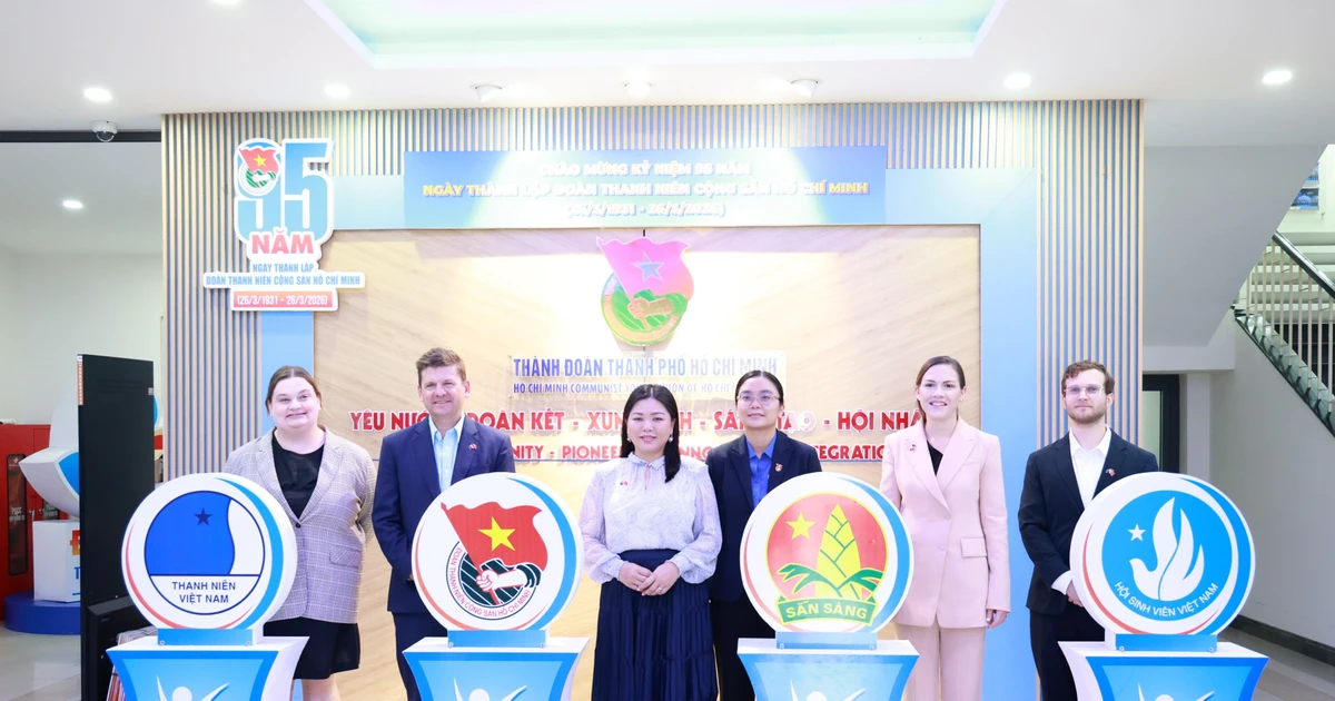 Hội đồng Giao lưu Chính trị Australia thăm Thành Đoàn, Nhà Văn hóa Thanh niên TPHCM