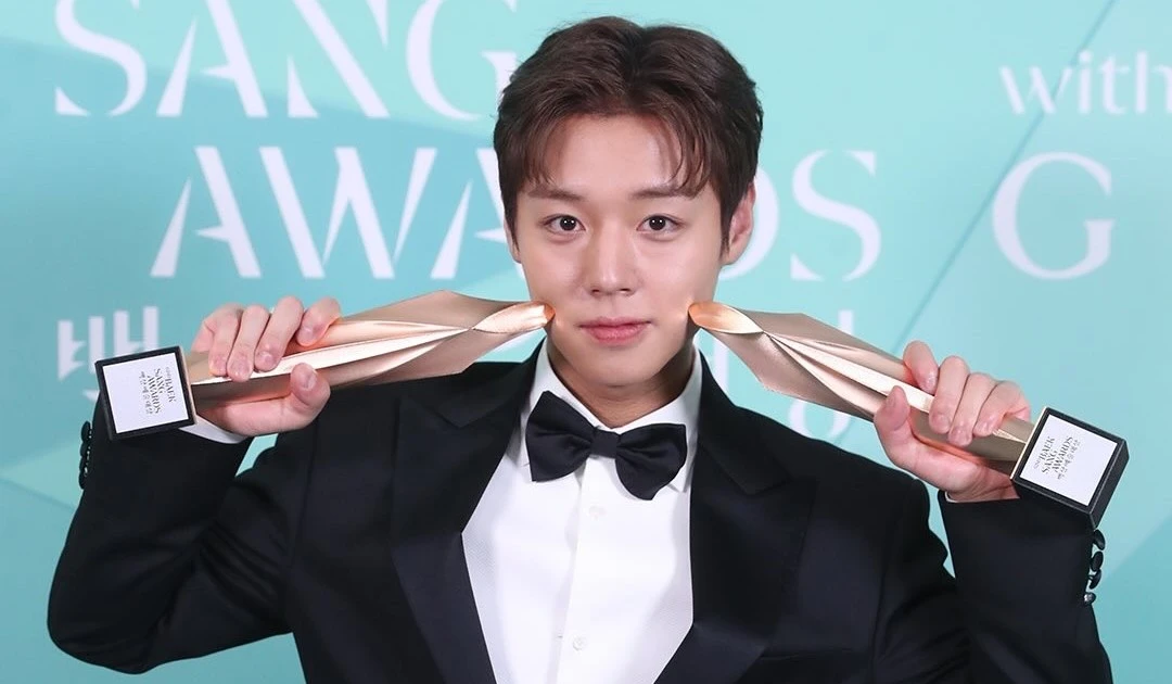 NÓNG: Fan Việt sắp gặp Park Ji Hoon tại chuỗi fancon hoành tráng vào tháng 6