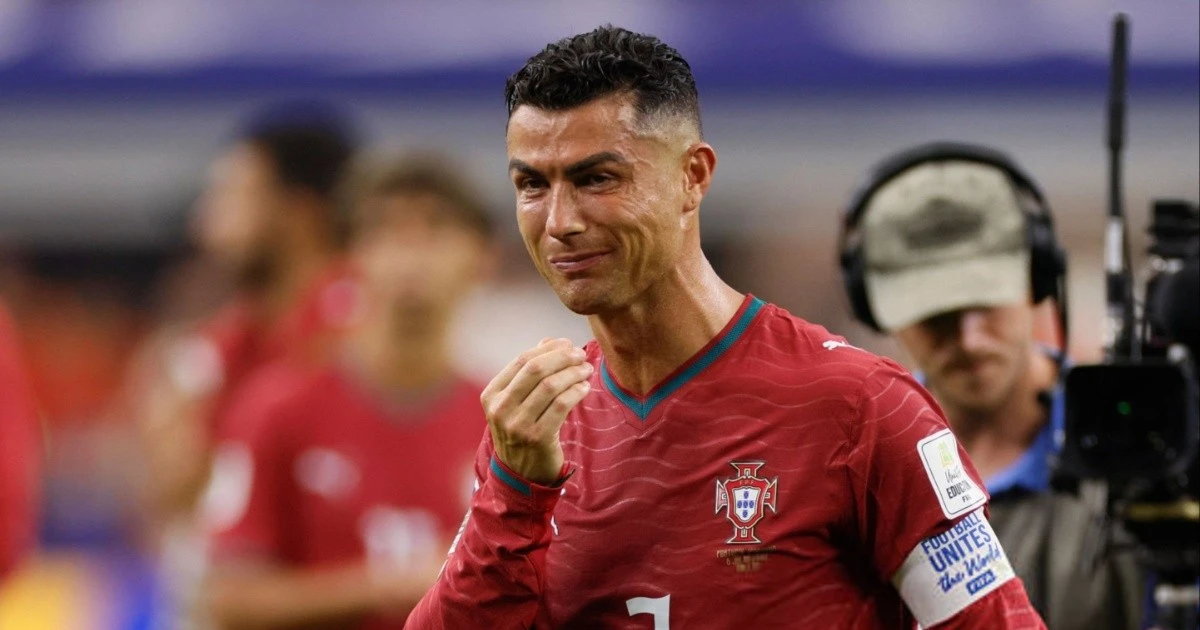 Rộ tin Ronaldo chia tay đội tuyển: Cơn địa chấn ‘tỷ đô’ đang đến gần Bồ Đào Nha
