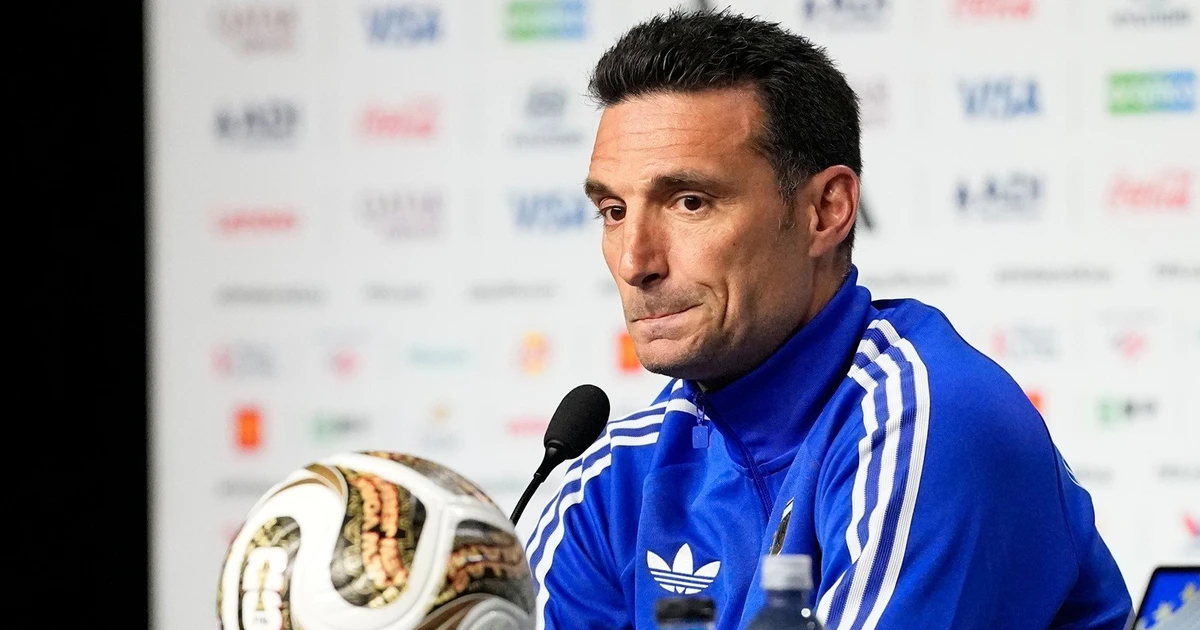 Scaloni để ngỏ tương lai sau thất bại ở chung kết World Cup 2026