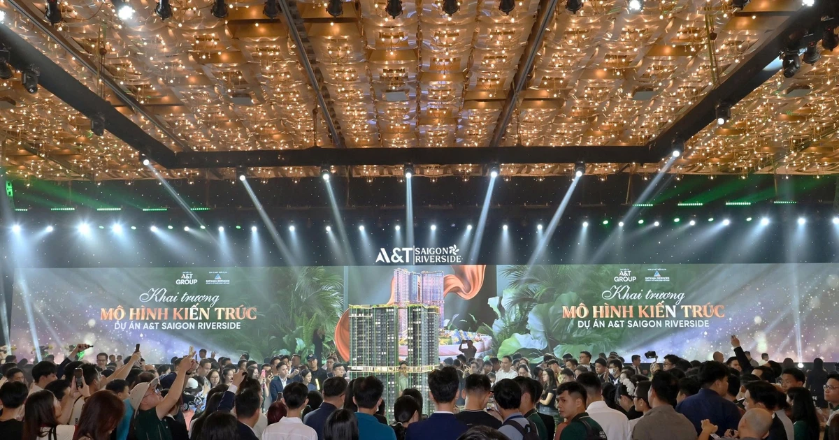 Hơn 2.500 người đến tham gia sự kiện khai trương mô hình kiến trúc A&T Saigon Riverside
