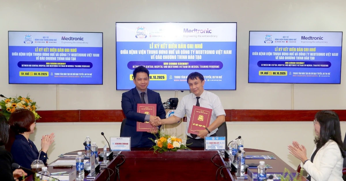 Medtronic Việt Nam và Bệnh viện Trung ương Huế tiếp tục đẩy mạnh đào tạo, chuyển giao công nghệ