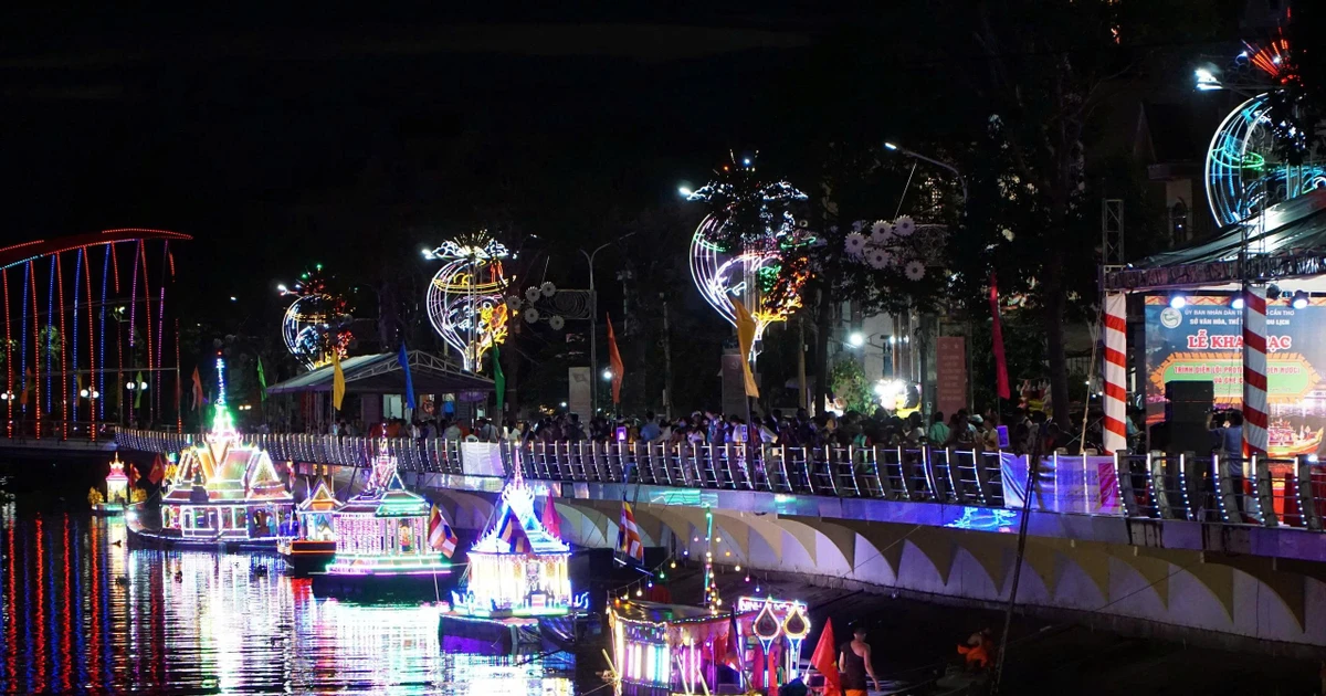 LỄ HỘI VĂN HÓA SÔNG NƯỚC CẦN THƠ 2025: DRONE SHOW, PHÁO HOA VÀ NĂM MỚI HOÀNH TRÁNG TẠI BÌNH MINH MỚI 3 Lễ hội Văn hóa Sông nước Cần Thơ 2025: Điểm hẹn văn hóa - du lịch cuối năm | Báo điện tử Tiền Phong