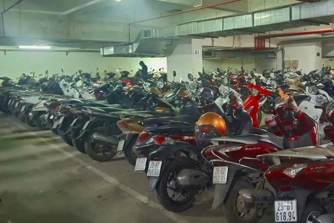 Sau HH Linh Đàm, thêm chung cư ngừng trông giữ xe điện