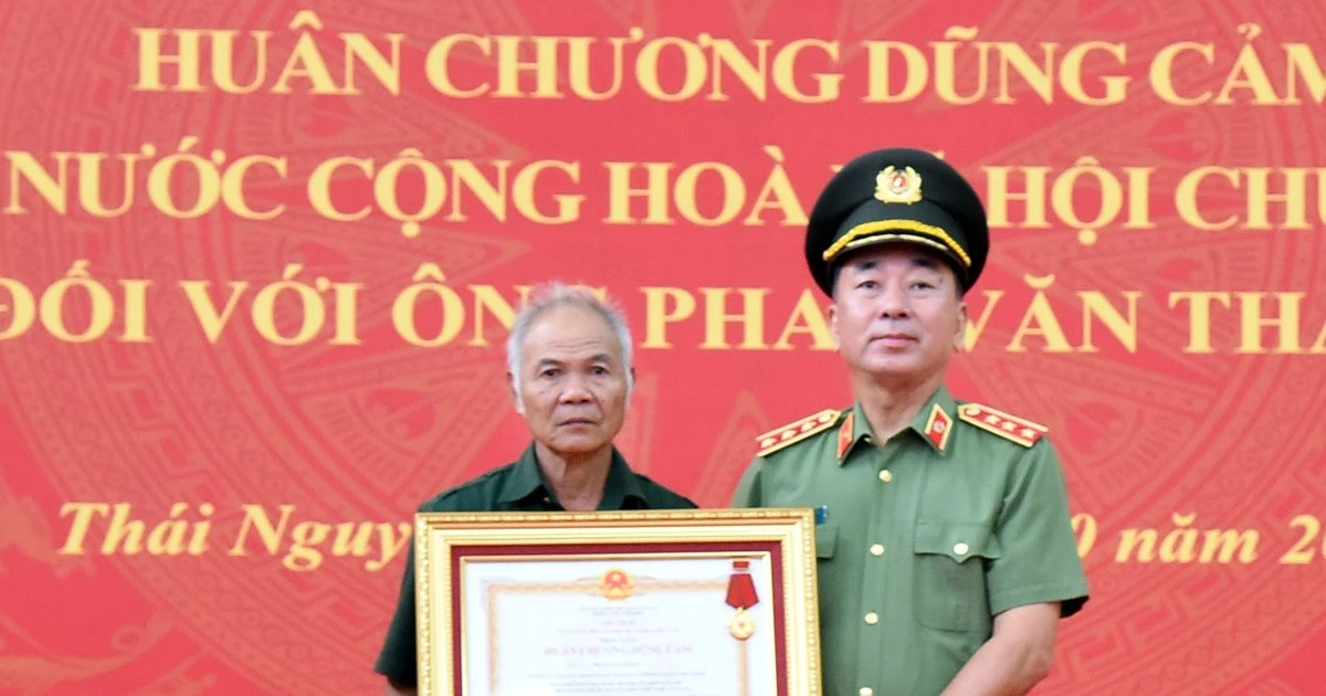 Truy tặng Huân chương Dũng cảm đối với người hi sinh khi cứu 3 cháu nhỏ