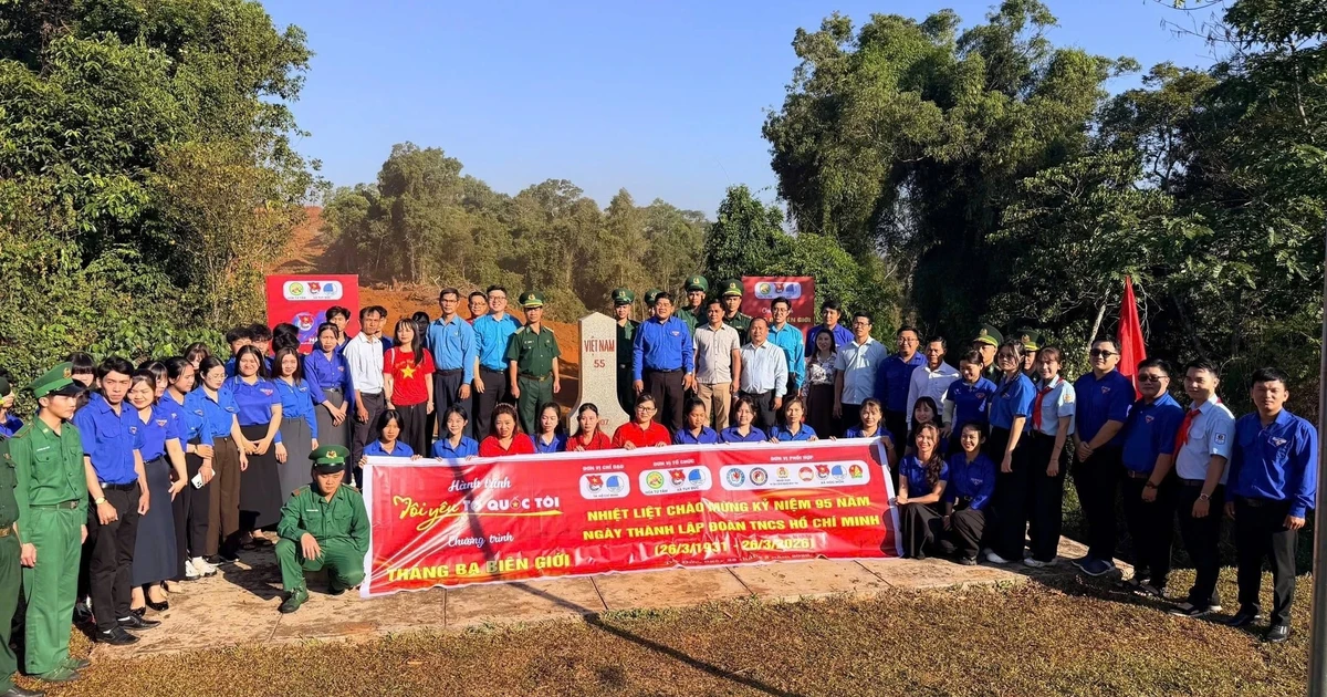 Tháng Ba biên giới 2026: Trao quà, hỗ trợ học sinh vùng đồng bào dân tộc thiểu số